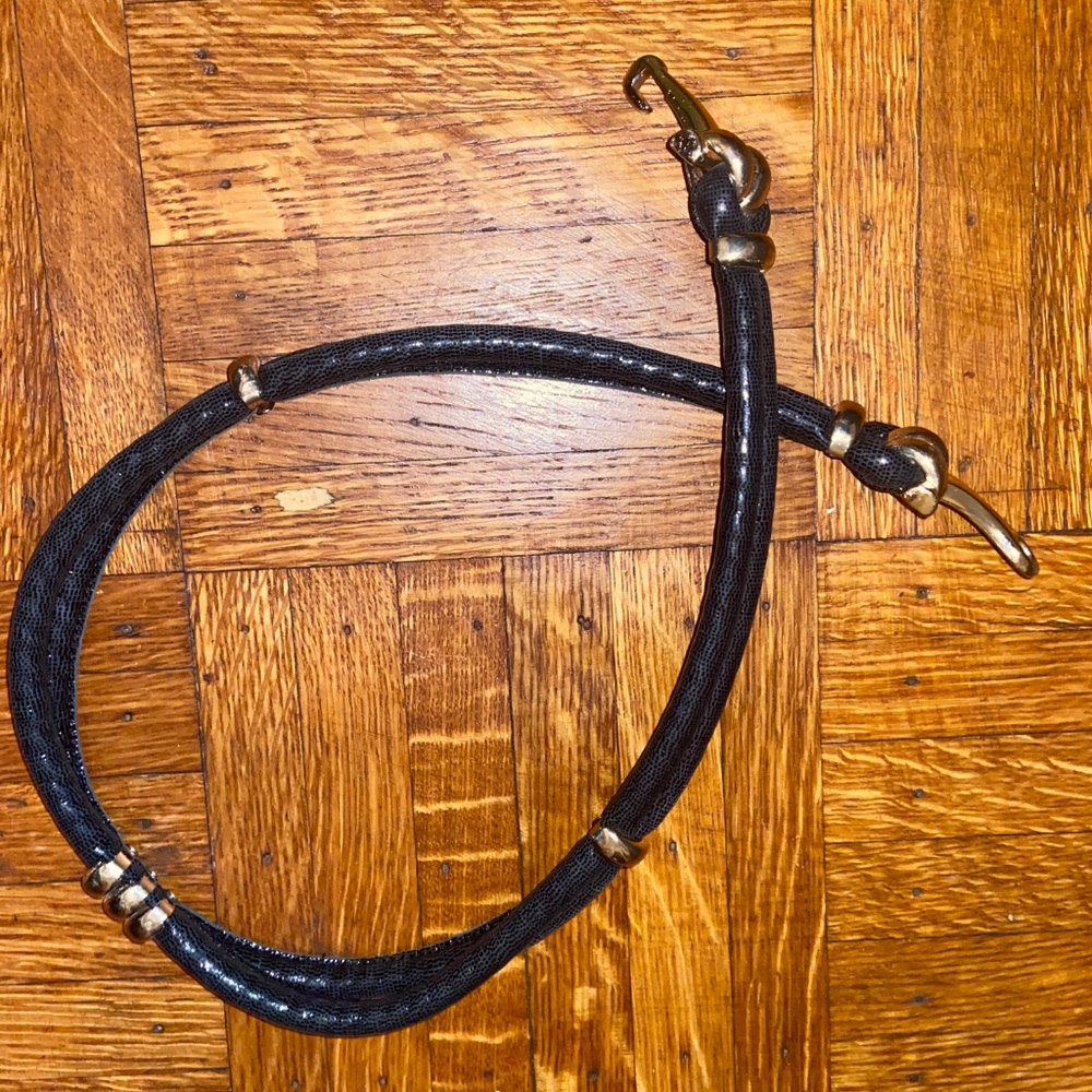J. McLaughlin hook belt (black) - Size 28